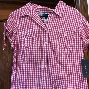 New with tags Tommy Hilfiger button down shirt